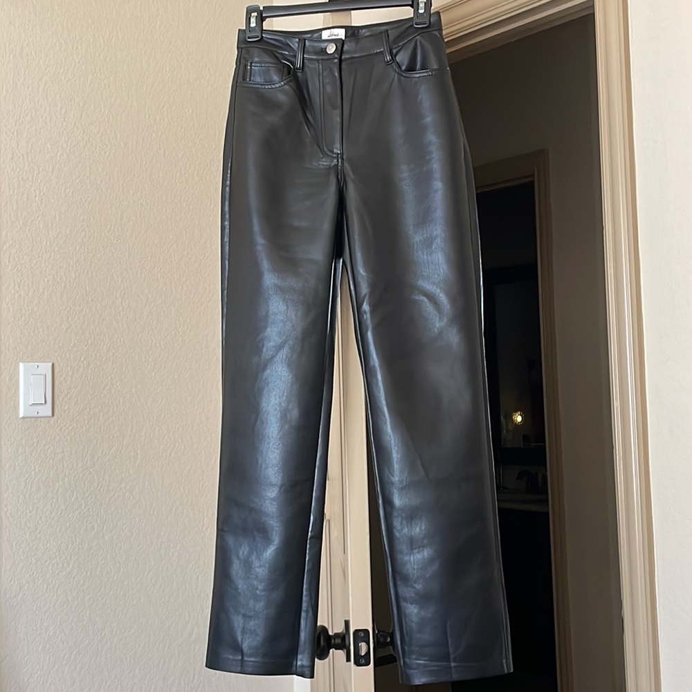 Aritzia Melina Black Vegan Leather Pants size 2 - Picture 1 of 7